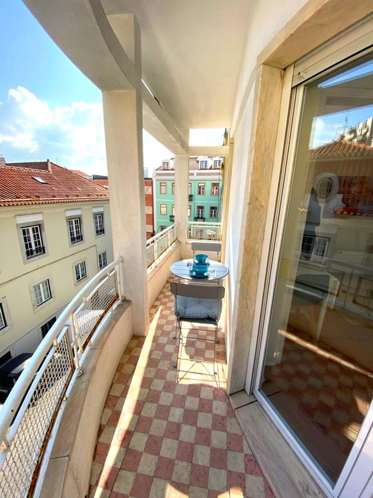 Sunny With A Balcony Lissabon