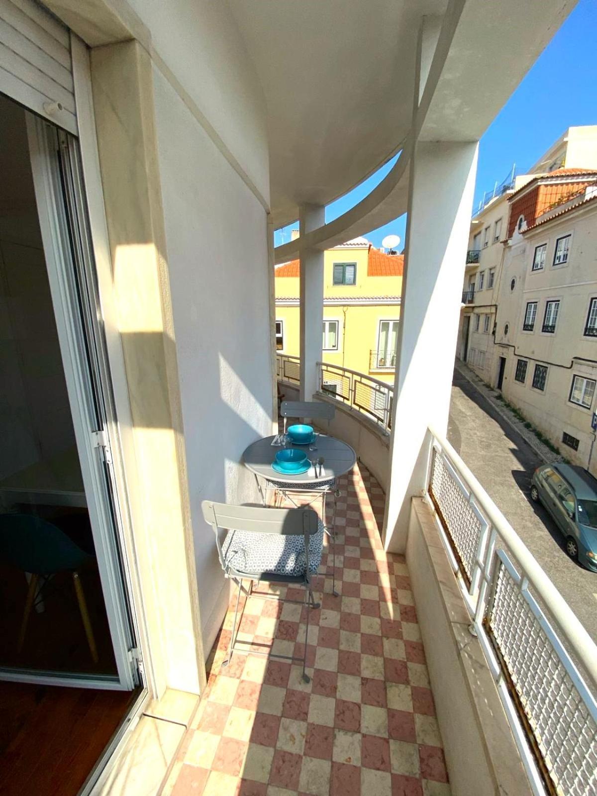 Appartement Sunny With A Balcony *